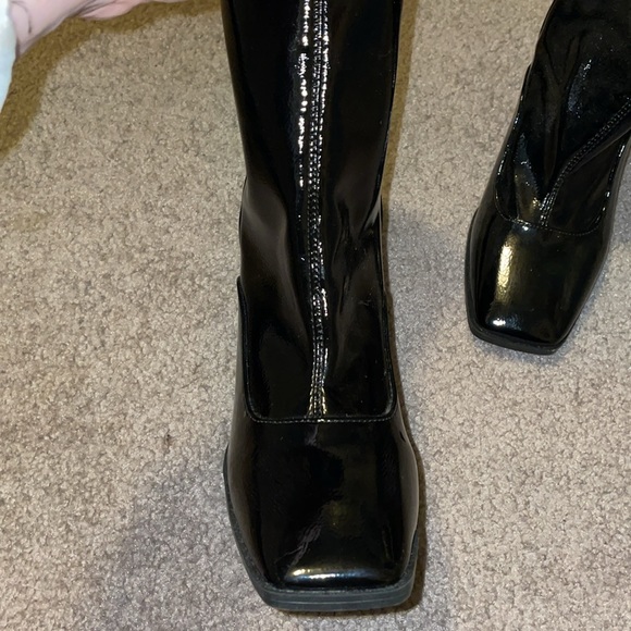 Qupid Faux Leather Heeled Boots size 6 - Picture 4 of 14